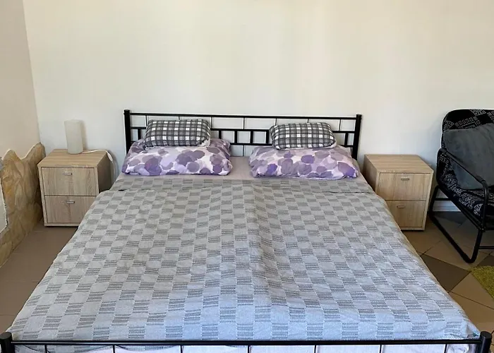 Lucky Apartmanhaz