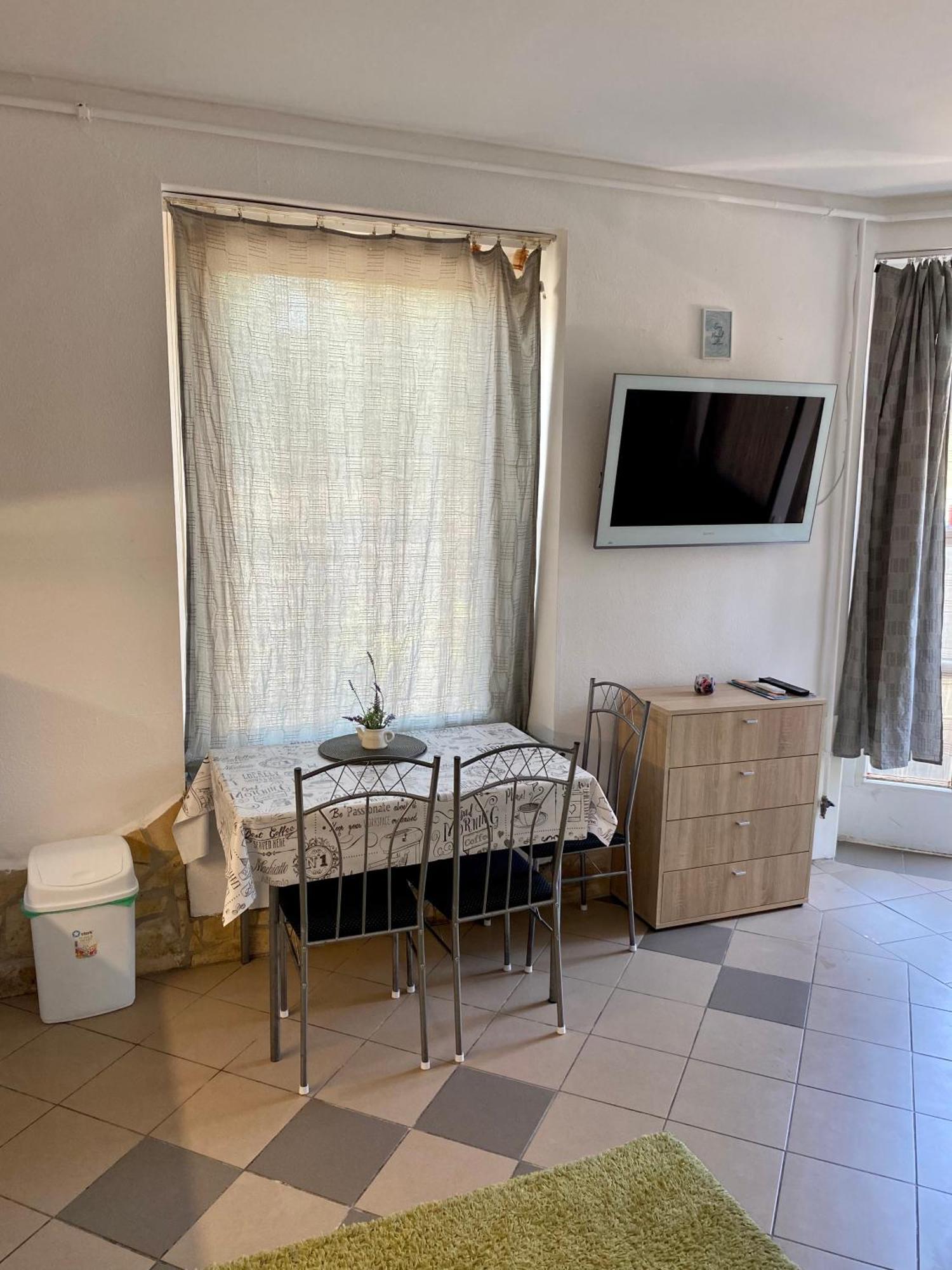 Lucky Apartmanhaz Balatonlelle